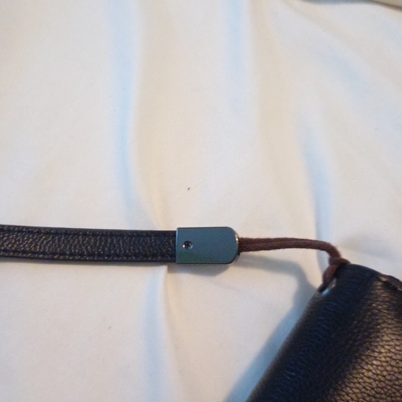 Bvbyzi RFID blocking faux leather wallet wristlet - Picture 9 of 10